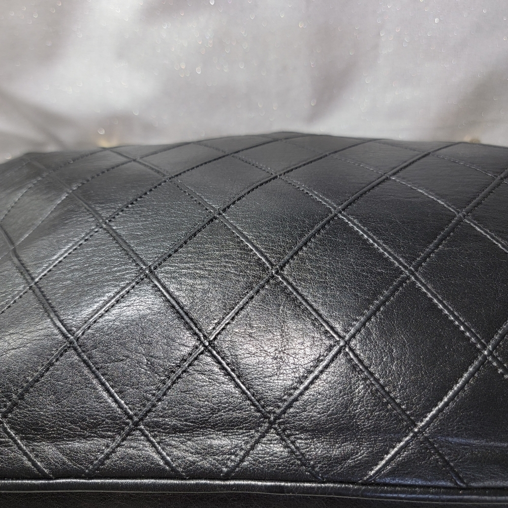 Vintage CHANEL Quilted Black Lambskin Leather Tote Bag - Picture 10 of 12